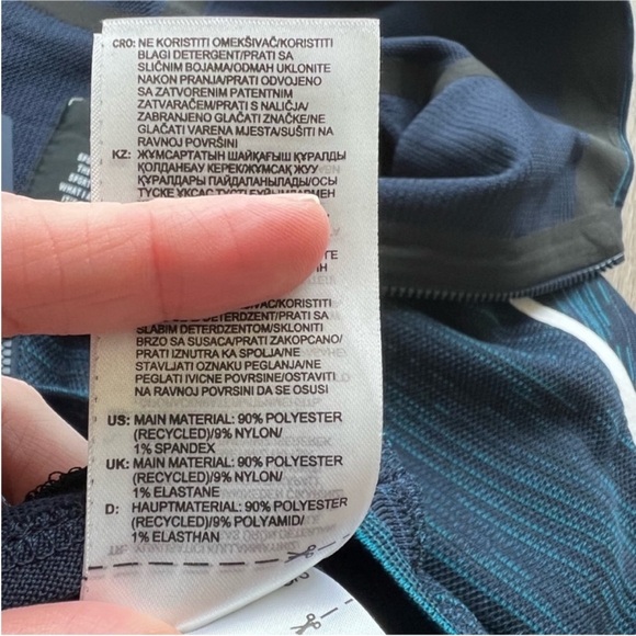 Adidas Z.N.E. Hoodie Parley in Blue Size XS - Picture 11 of 12